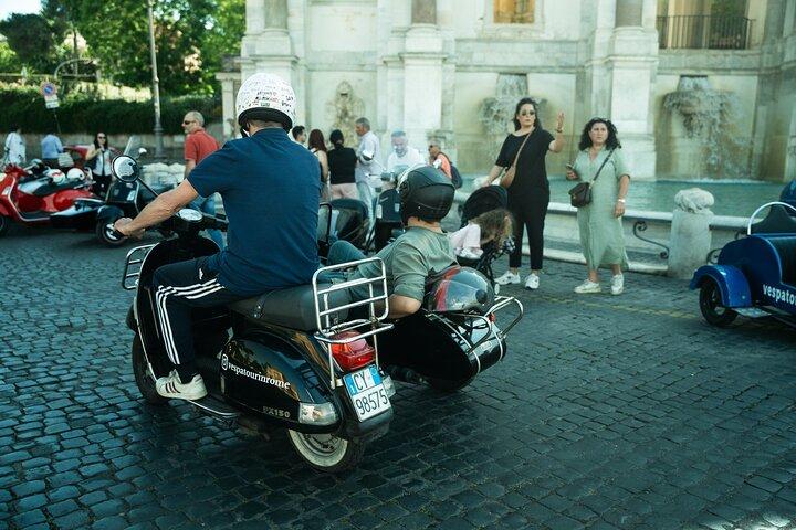 Private Vespa Sidecar Tour of Rome with Hotel Pickup and Prosecco
