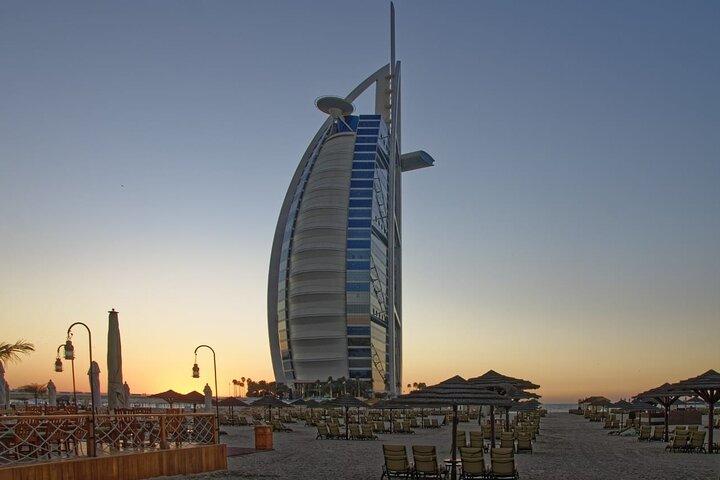 Capture Eureka Night Moments in Dubai City