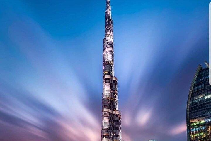 Capture Eureka Night Moments in Dubai City