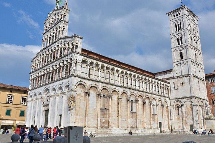 Exclusive Private Pisa & Lucca Day Experience from Florence