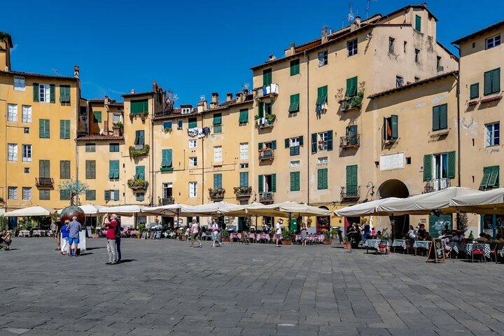 Exclusive Private Pisa & Lucca Day Experience from Florence