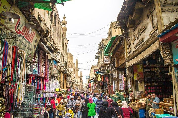 Half Day Private Guided Shopping Tour in Cairo