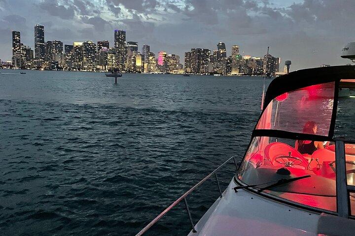 2 Hour Serenity and Scenery Yacht Cruise Miami
