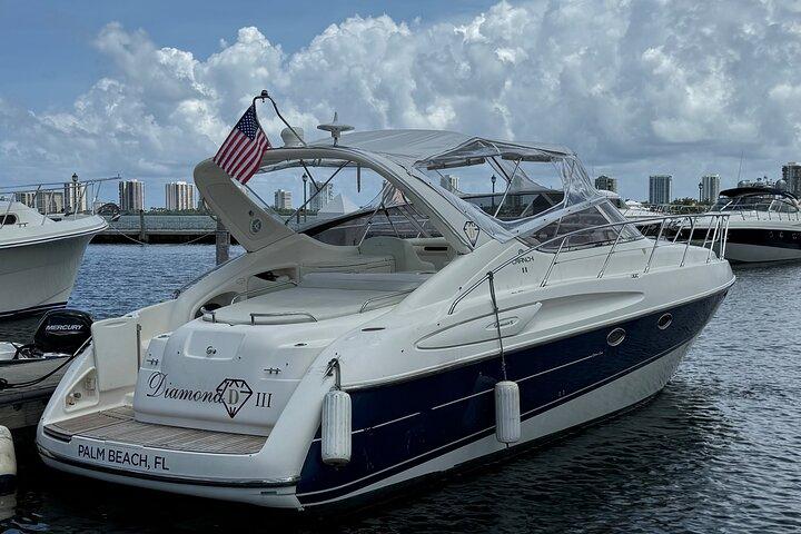 41 Luxury Boat with Captain 4 hours Palm Beach -Jupiter for 8