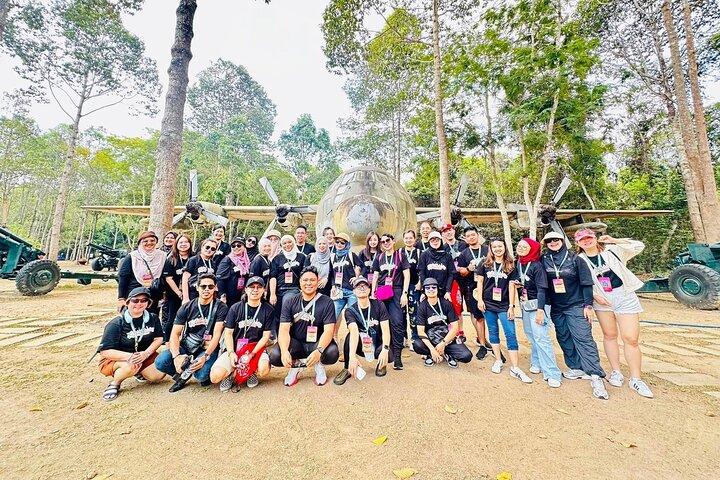 Cu Chi Tunnels and Handicraft Lacquer Workshop Experience Tour