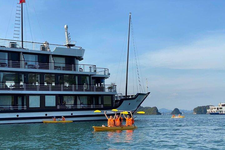 Lan Ha Bay 5 Star Cruise 2 days 1 night tour, Finish at Ninh Binh