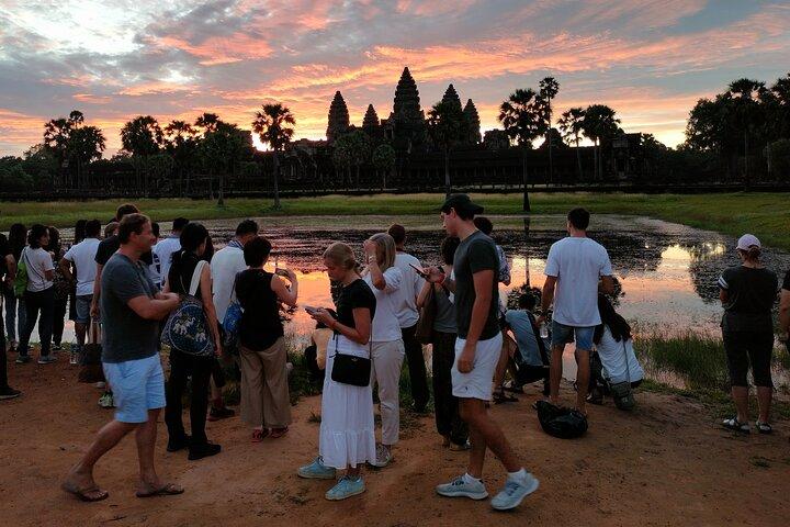 A-Day Angkor Wat Sunrise Tours-Bayon-Ta Prohm-Tonle Sap At Sunset