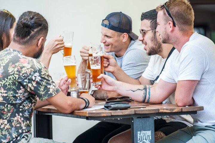 The Castle Side Breweries & Pubs small-group with PragueWay