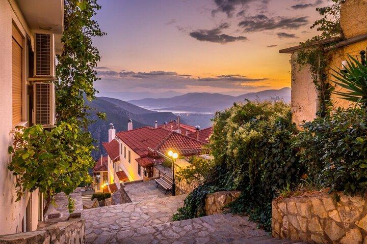 Delphi Full Day Private Tour from Athens