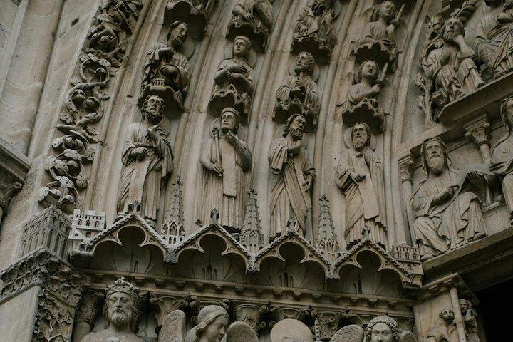 Le Grand Tour Half Day Private Walking Tour All the Main Sites