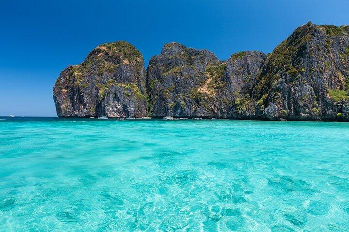 Phi Phi & James Bond Twilight: 2-Day Phuket Island Adventure