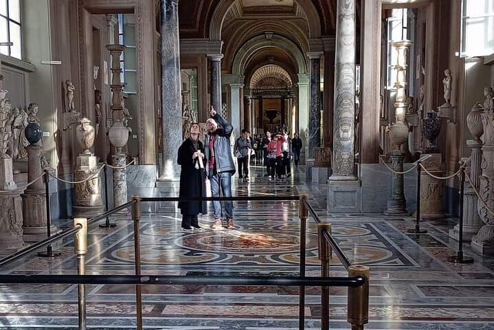 Vatican Highlights, Museums Sistine Chapel tour Basilica entrance
