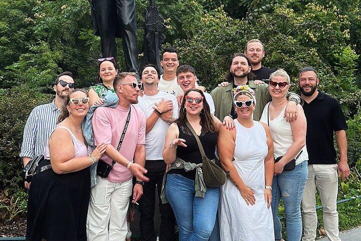Private Düsseldorf Nightlife Tour: Shots & Club Entry