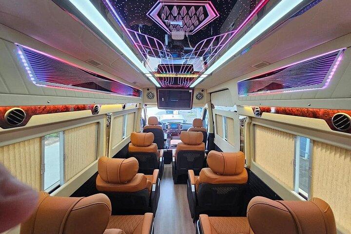 Ha Noi - Ha Long: Daily Limousine Bus