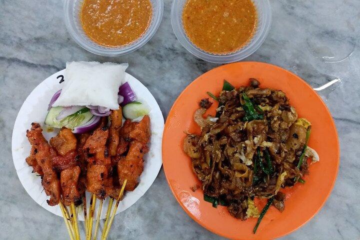 Yummy Yummy Street Food Tasting + Night City Tour(Private Guided)