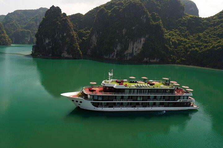 4 Day 3 Nights Group Tour: Hanoi Ninh Binh and Halong Bay