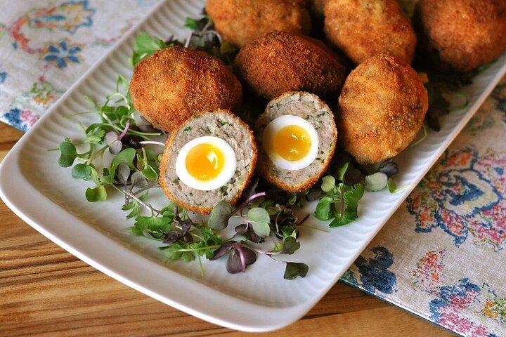 British Cooking Class and Dining Experience in London