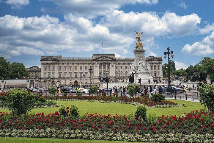 Buckingham Palace and Stonehenge Tour