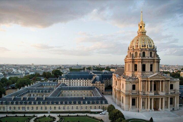 Paris Highlights Private Tour by Car – With Expert Driver-Guide