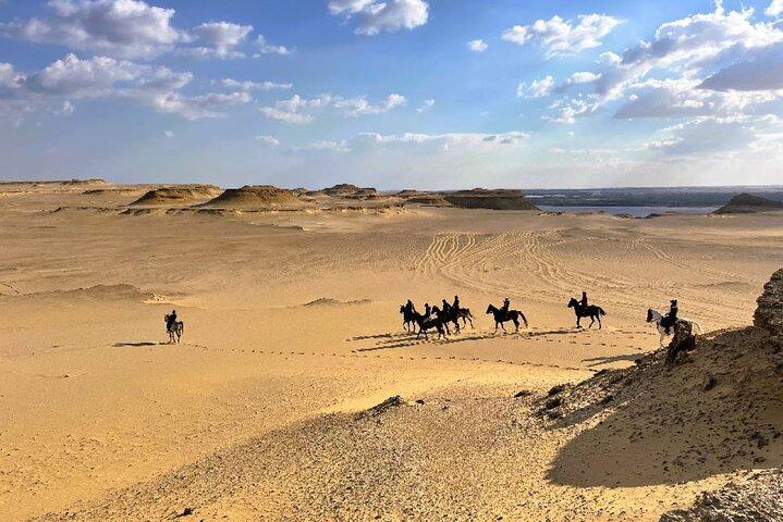 Sunrise Horse Ride Around Giza Pyramids