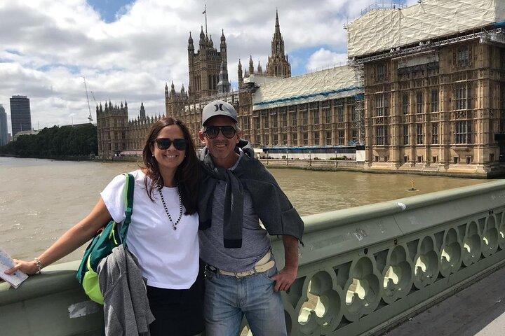 London Private Walking Tour: Notting Hill, Highlights & Markets