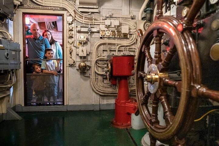 Go On-Board HMS Belfast & See London's 30+ Sights Tour