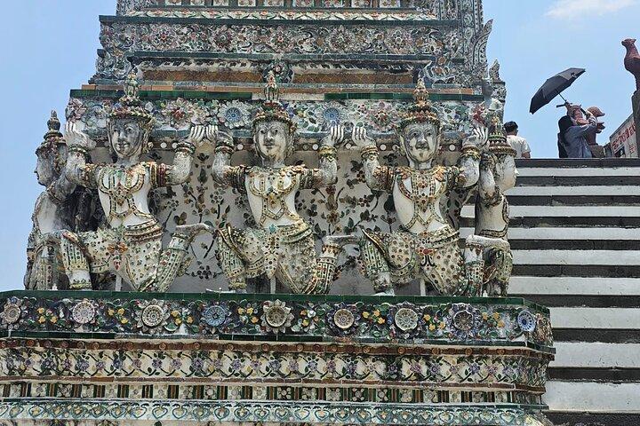 Wat Pho and Wat Arun Guided Walking Tour (2 Hours)