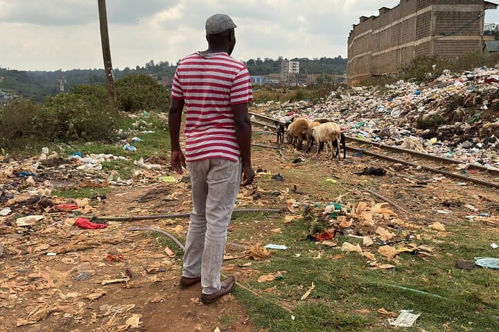 Kibera Slum Tour with a Local