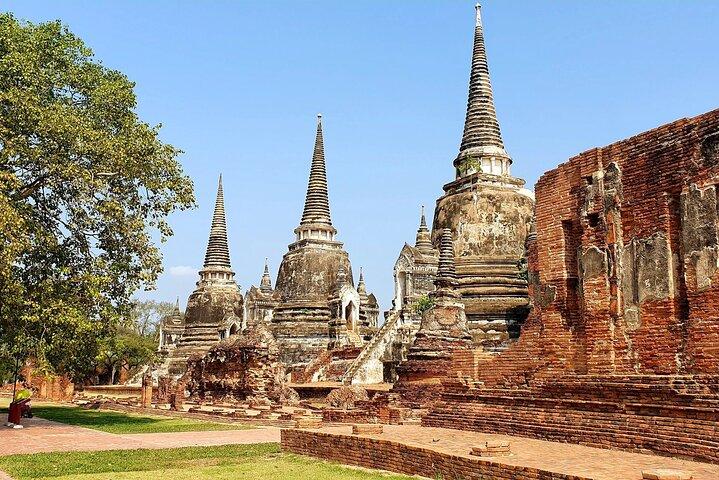 2 Day Guided Tour from Bangkok to Ayutthaya