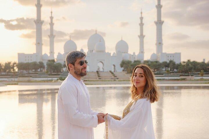 BAPS Hindu Temple And Sheikh Zayed Mosque Tour