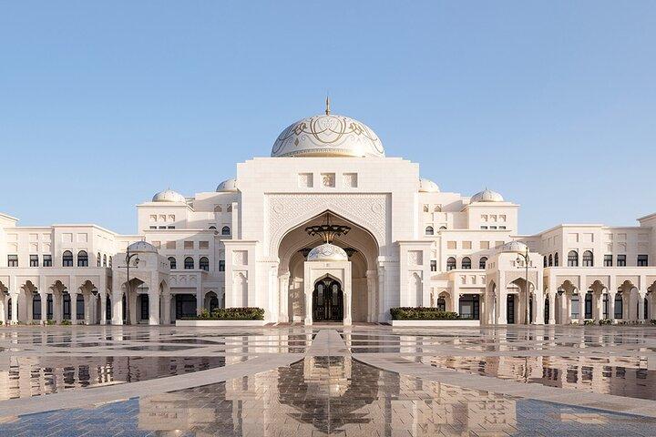 From Dubai: Abu Dhabi Heritage Tour, Qasr Al Watan, Grand Mosque