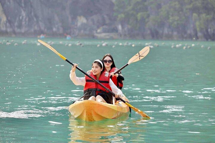 From Hanoi: Discover Halong on 5-Star All-Inclusive Cruise 2D1N