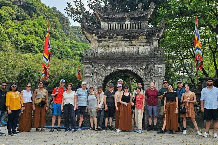 Ninh Binh Day Tour fr. Hanoi: Hoa Lu-Trang An- Mua Cave & Cycling