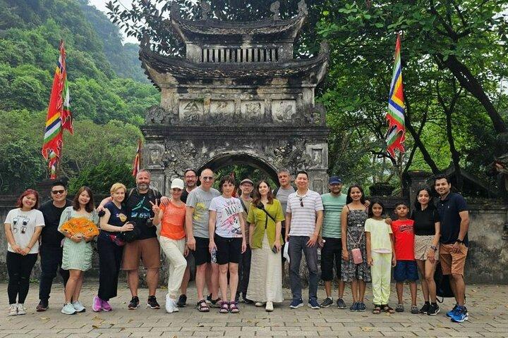 Ninh Binh Day Tour fr. Hanoi: Hoa Lu-Trang An- Mua Cave & Cycling