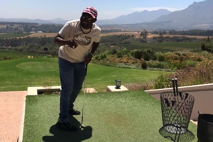 Experiencing Playing Golf in Stellenbosch and Wine Tasting