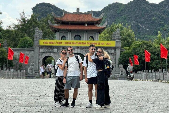 Ninh Binh Amazing Mua Cave Tam Coc Local Family Private Day Tour