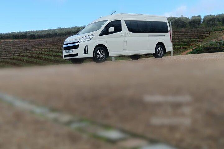 Private Group 4-12 passengers Cape Town Airport Transfers