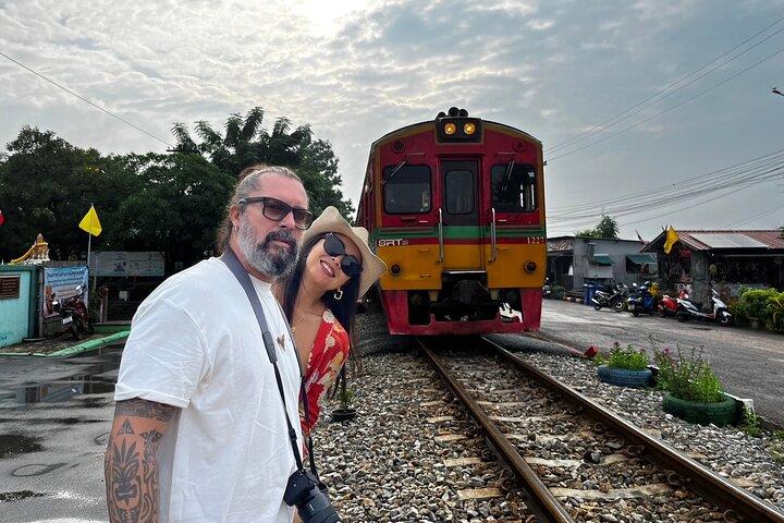 Floating & Railway Markets Multilingual Tour from Laem Chabang