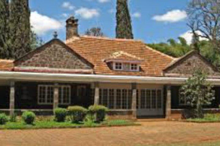 Giraffe Centre, Karen Blixen Museum and Beads Factory Tour