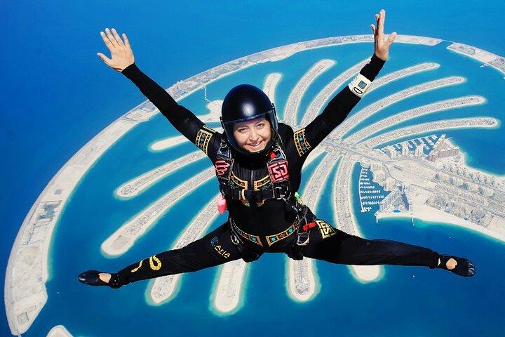 Dubai Tandem Skydive Over The Palm with Transfers