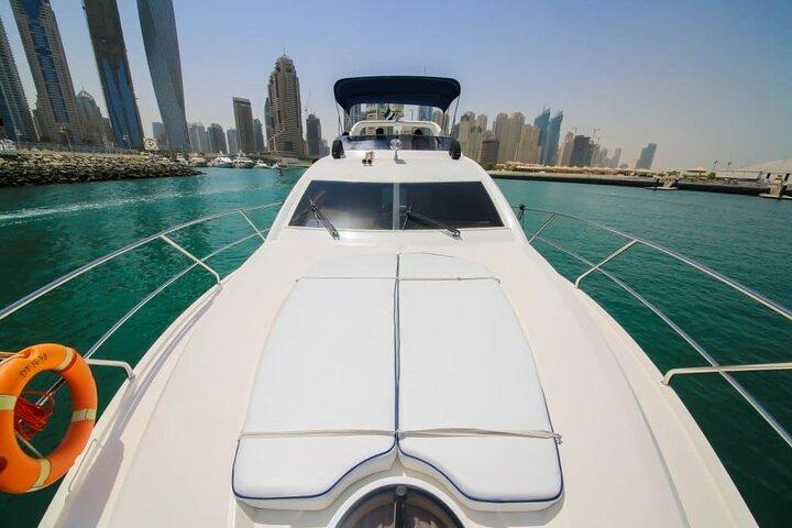 3-Hour Luxury Yacht Cruise from Dubai Marina