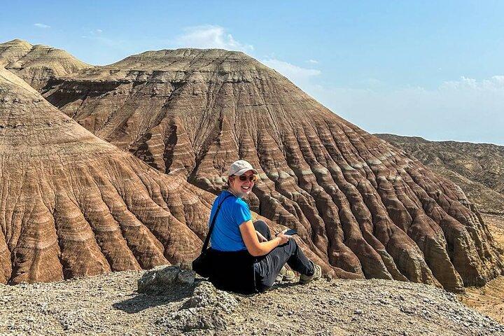 Singing dunes & Aktau mountains group tour to Altyn Emel