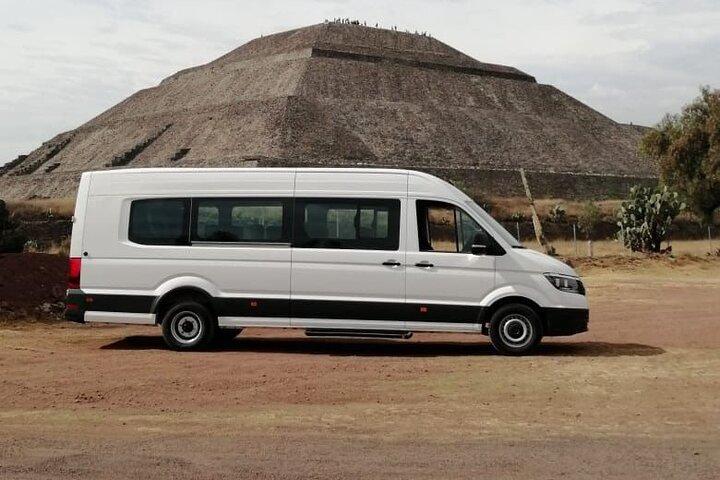 Private Round-Trip Transportation to Teotihuacan Pyramids