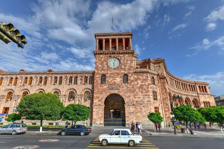 Armenia Tour From Tbilisi and back. 2-3 Days Private experience