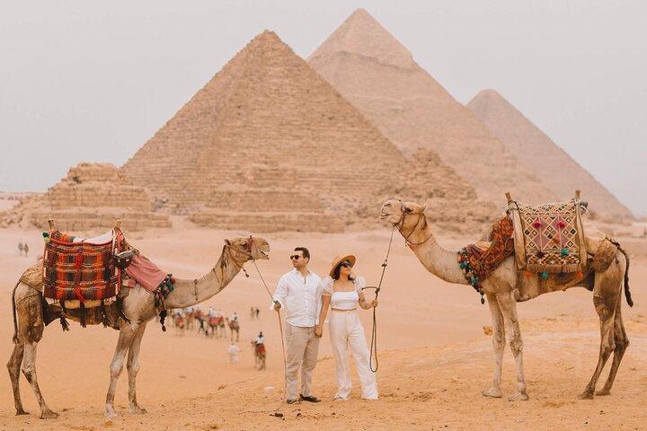 8 Hour Giza Pyramids , Sphinx & Coptic Cave Church from Cairo