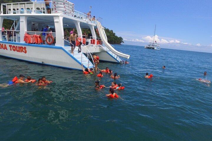 Catamaran and Snorkeling Tour in Costa Rica