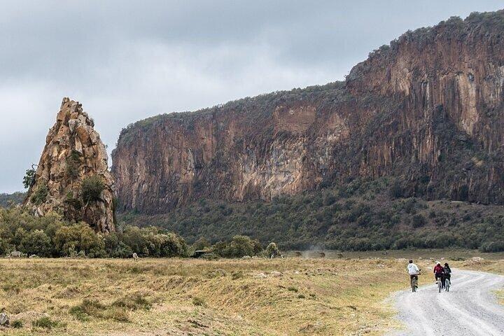 Overnight Tour to Hell’s Gate and Lake Nakuru National Park