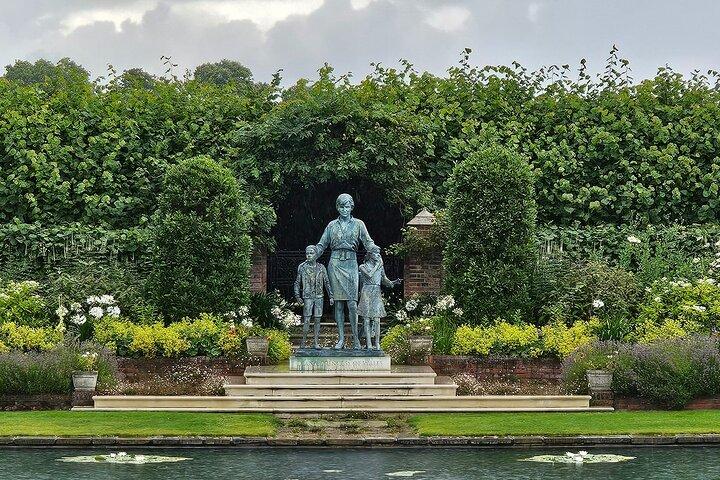 Royal Kensington Walking Tour