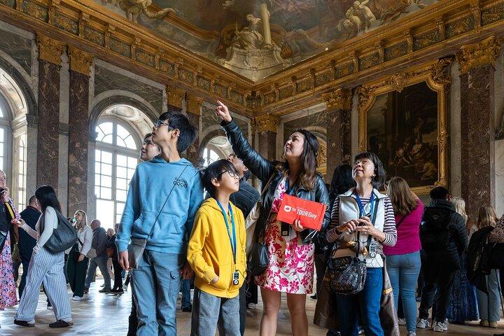 Versailles Palace Skip-the-Line Tour with Garden Access