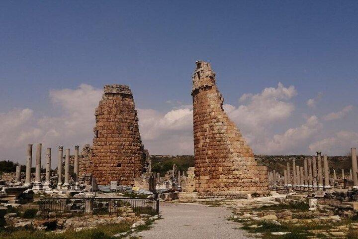 Perge, Aspendos and Kurşunlu Waterfall Tour From Side